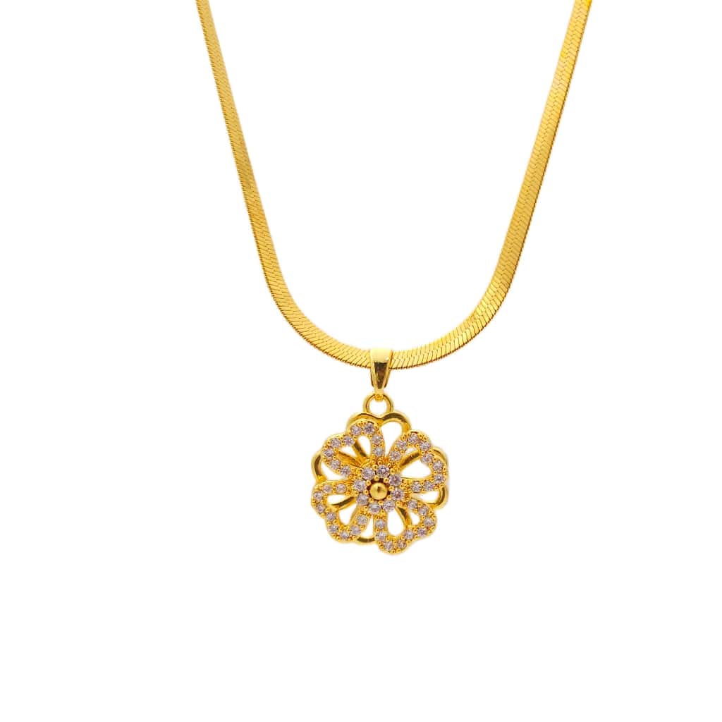 Petal Poise – Open Bloom Necklace