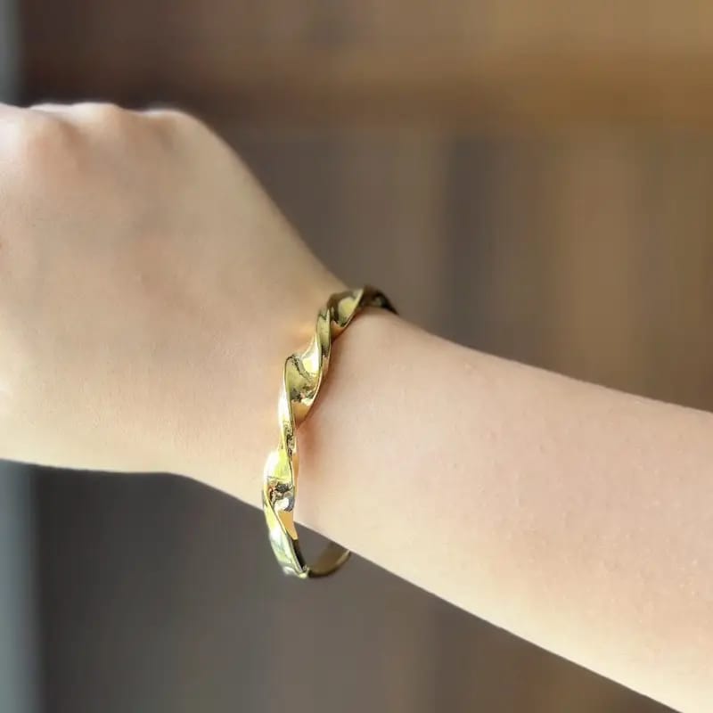 Golden Wave Twist Bracelet
