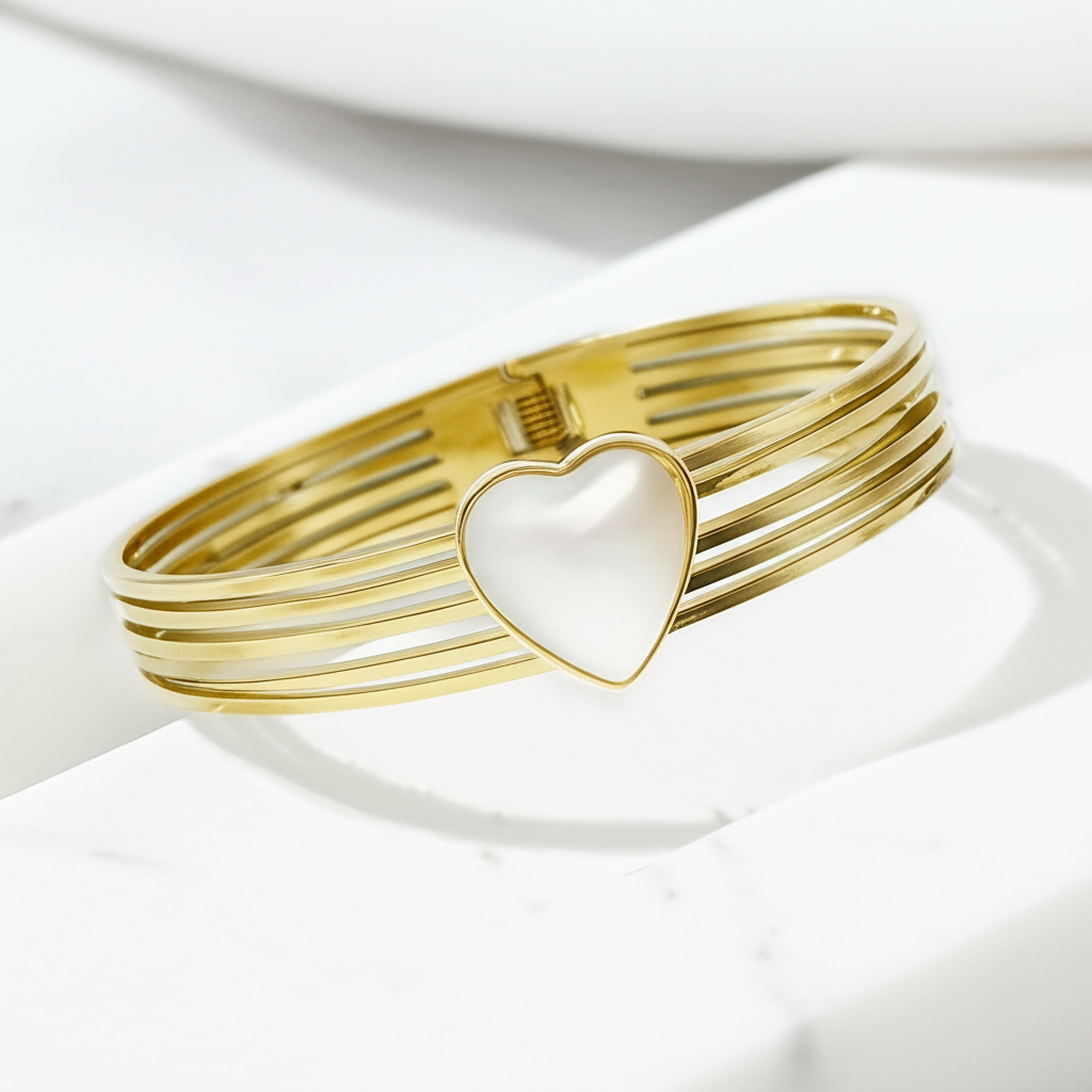 Heartline Luxe Bangle