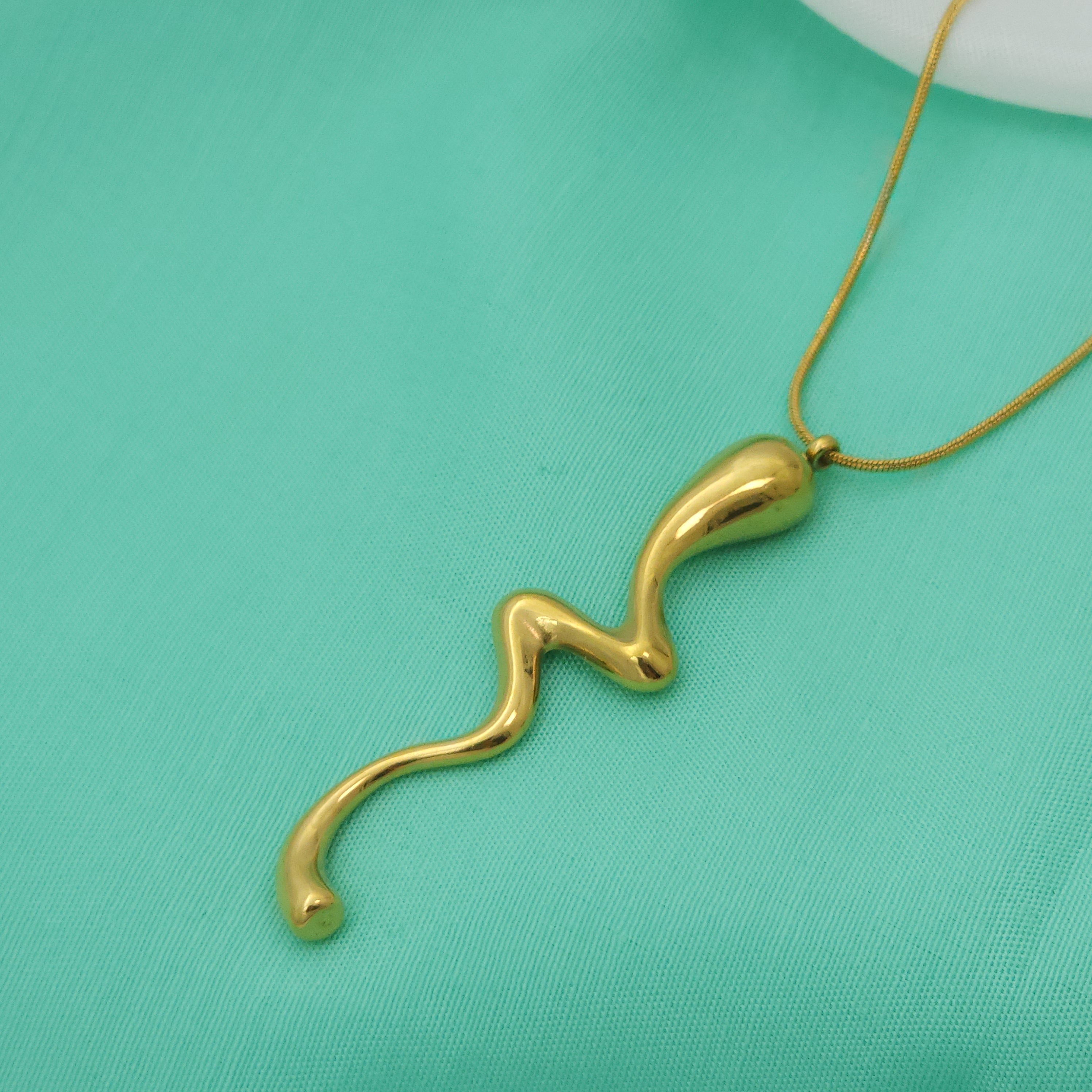 Squiggle & Soul – Abstract Drop Necklace