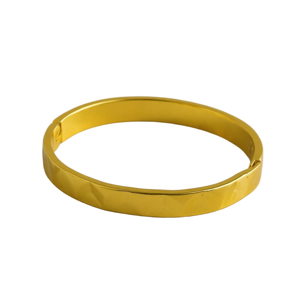 Sculpted Shine Cuff