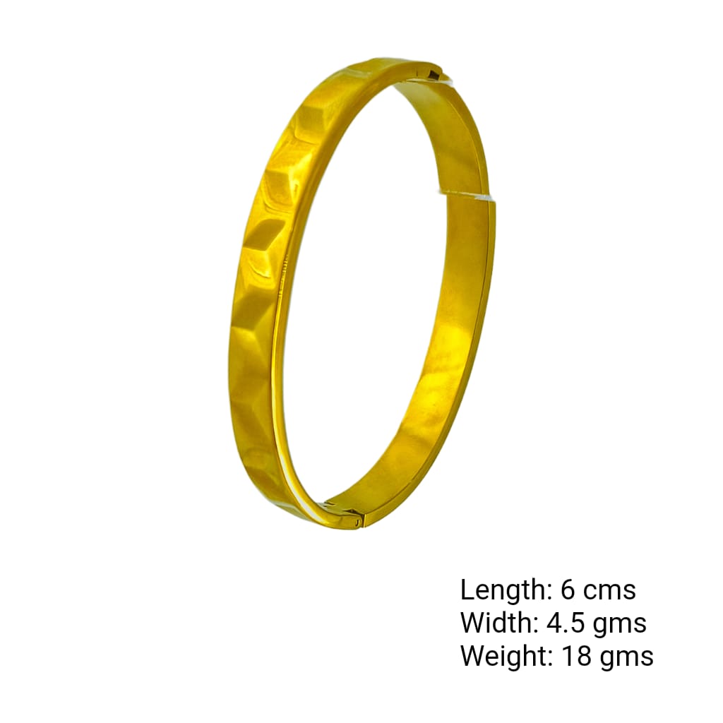Sculpted Shine Cuff
