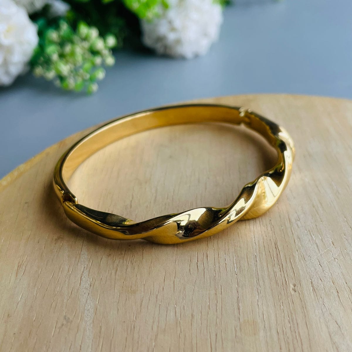 Golden Wave Twist Bracelet
