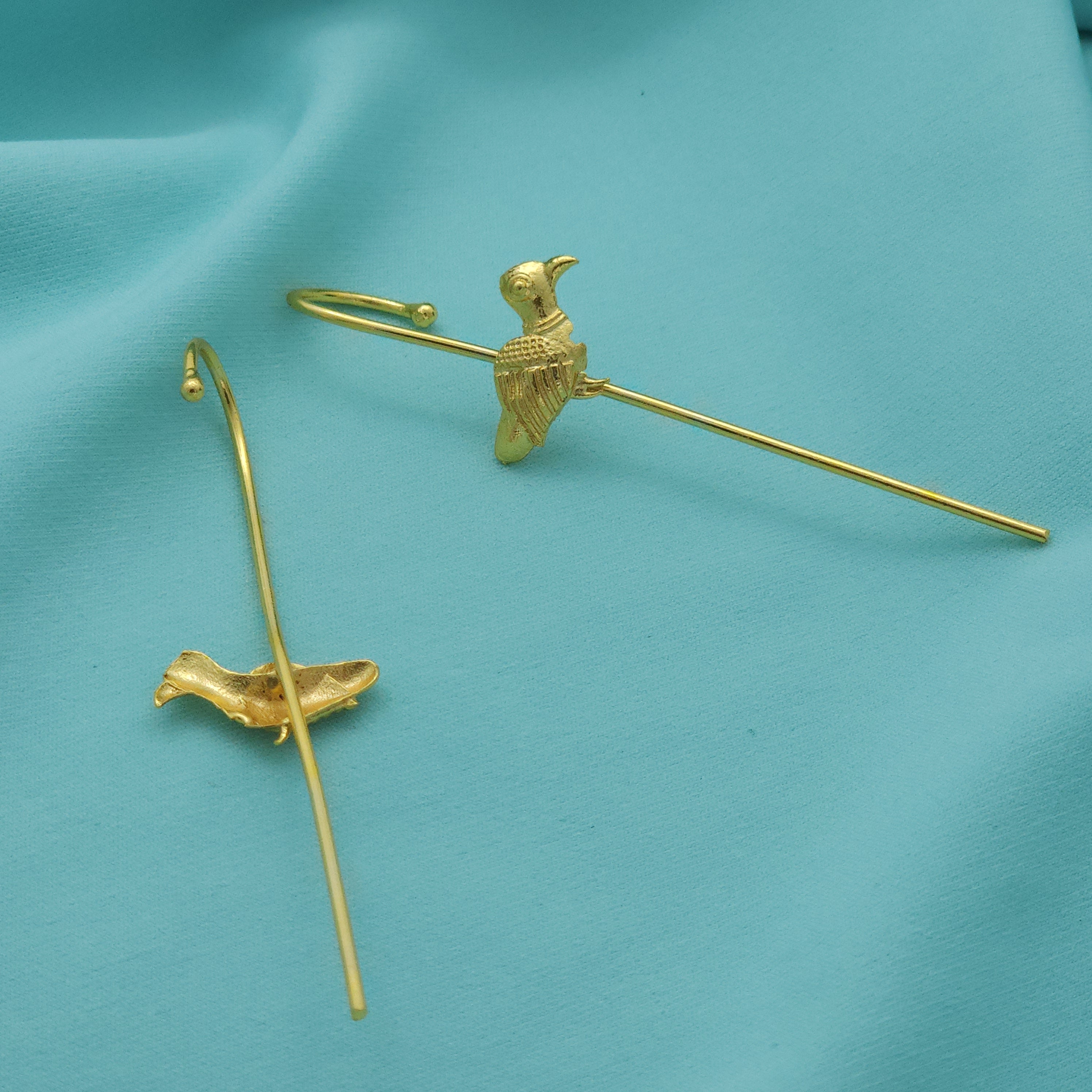 Birdsong Whisper – Sculpted Sparrow Needle Earcuffs